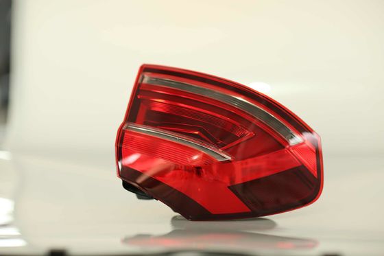56D 945 207 A /208 A 2017 2018 2016 Vw Passat Tail Lights Replacement LED বাঁকা